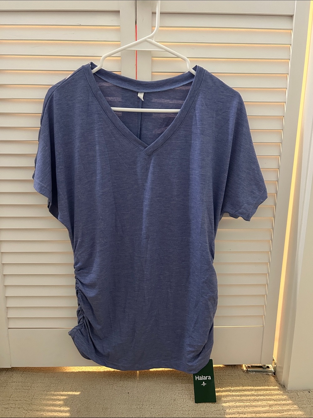 HALARA Short-Sleeve V-Neck Tee in Blue